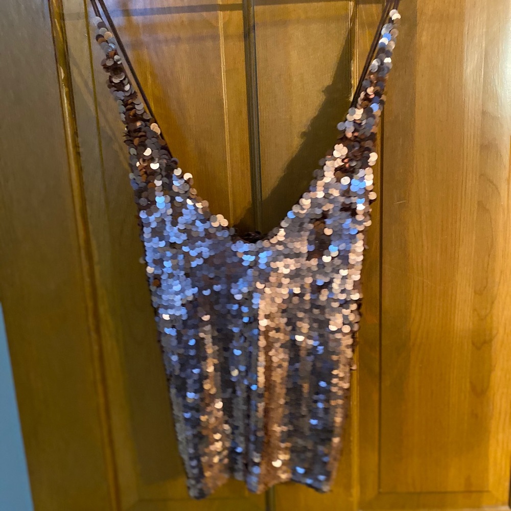 Sequin tank-top